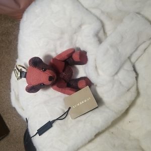 Burberry Cashmere ColoursThomas Key Charm in Blush Pink